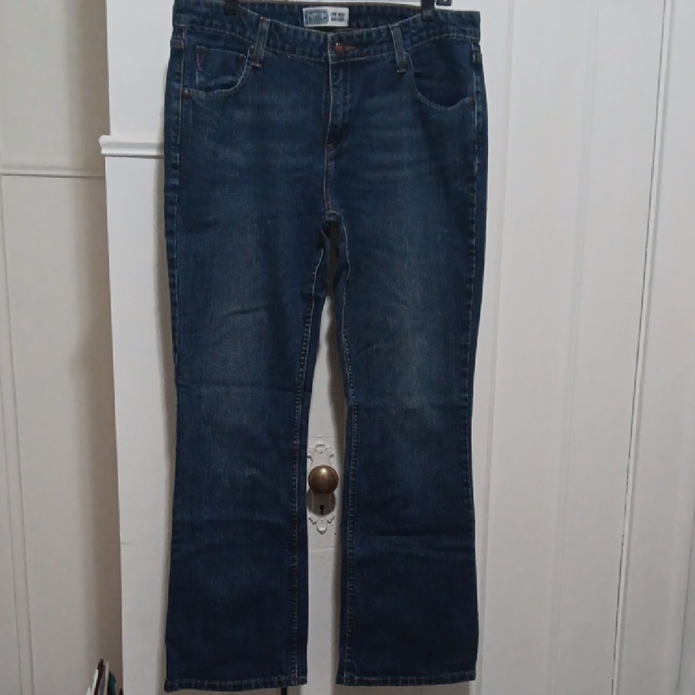Signature Levi Strauss Dark Blue Low Rise Boot Cut Women's Jeans Sz 14 M